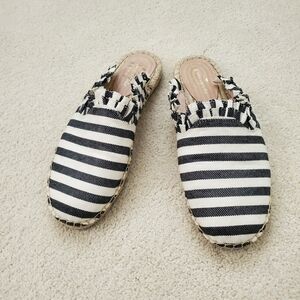 Kate Spade Laila Black/Cream Ruffle Espadrilles Mules Shoes sz8.5